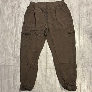 Thread and Supply Olive Cargo Pants​